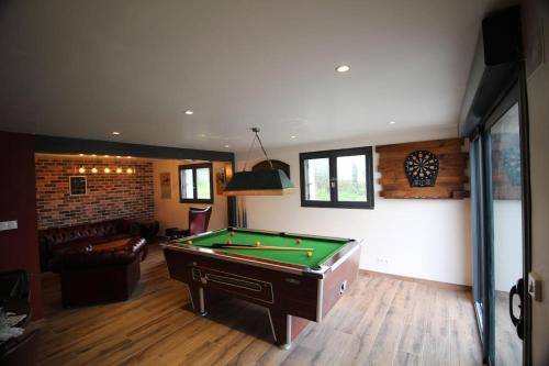 A 800 m de la plage, app 6 pers avec billard