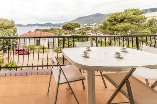 Carboneras 45 - Apartamento con terraza