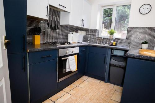 Φωτογραφία από το άλμπουμ του Haydock Cozy 2-Bedroom Home with Free Parking σε Haydock