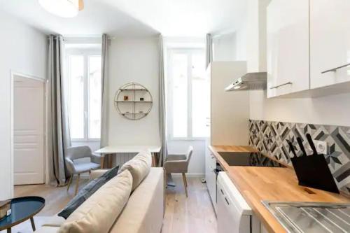 Cozy 1BR in the heart of Cours Julien | By Airnest