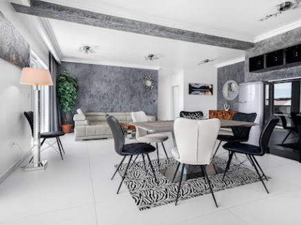 Luxury Apartments-LA Dino Maky