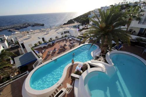 Studio Azul - ideal location, panoramic sea views