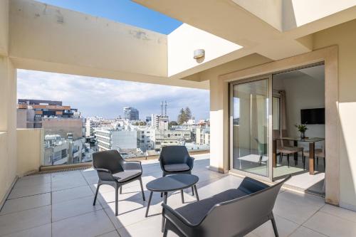 Downtown 2 Bedroom Penthouse