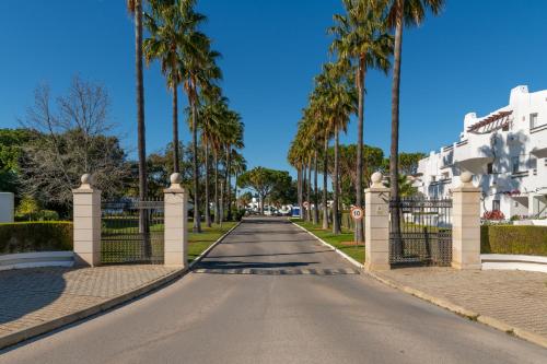 Albufeira Balaia Golf Vilage 5 With Pool by Homing