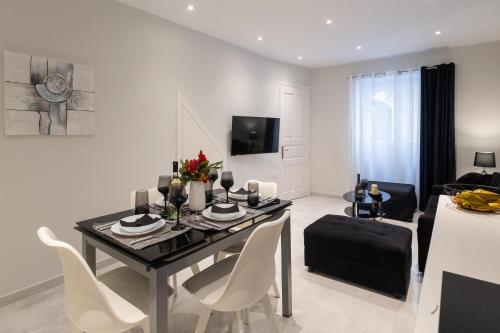 Marialena Luxury Apartment by CorfuEscapes