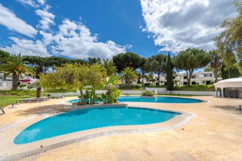 Albufeira Balaia Golf Vilage 6 With Pool by Homing