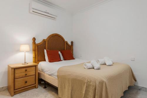 Duplex in Puerto Banus by Costarentals - Ref M40