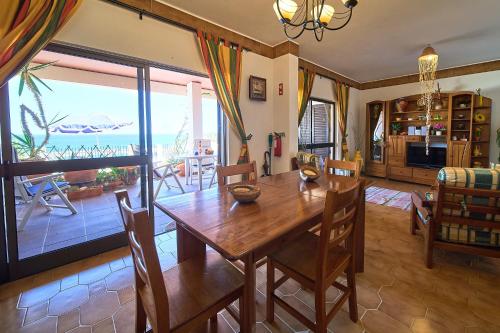 411 Casa Oystra