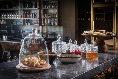 Mad på hotellet eller i nærheden