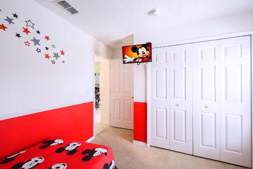 4BR Family Resort Home - Private pool & Games Room photo 27