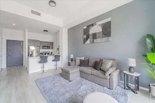 Devereaux Miami 2 Bedroom, 1 Bedroom, and Studio Condos with Balconies photo 3