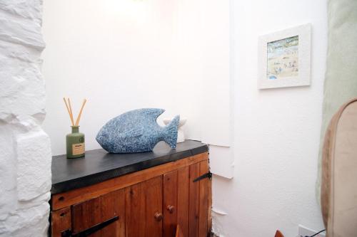 Fotografie z fotogalerie ubytování Little Gem in the Mumbles! Fishermans Cottage with Log Burner, Dog friendly and Welcome Breakfast Hamper! v destinaci The Mumbles