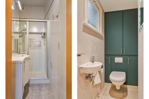 two pictures of a bathroom with a sink and a toilet at Markt 28 Glvls in Wenduine
