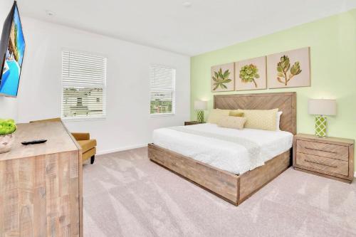 Upstay 9BR Disney Retreat w Pool, BBQ & Hot Tub photo 19