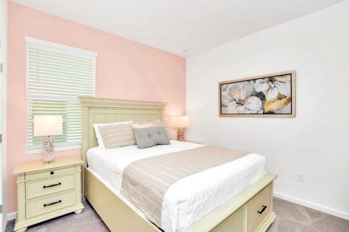 Upstay 9BR Disney Retreat w Pool, BBQ & Hot Tub photo 28