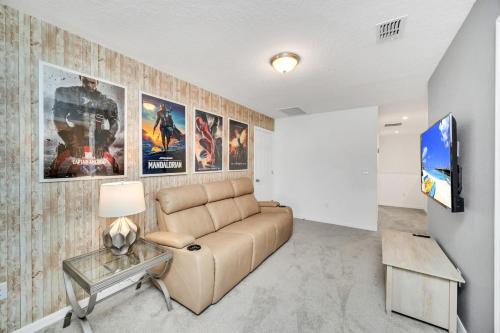 4BR Villa Home with Private Pool near Disney photo 17