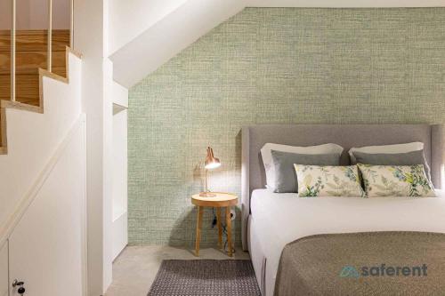 Stylish Triplex next to Ribeira