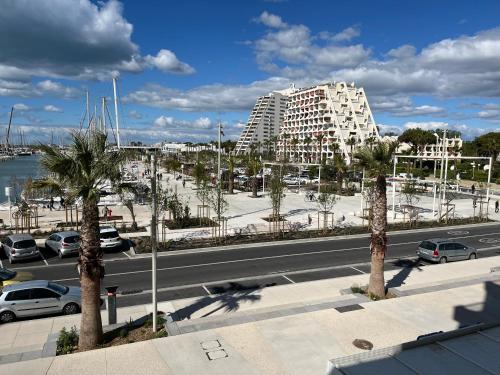 Studio sur le port B