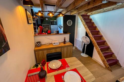 Photo de la galerie de l'établissement Duplex au calme, Quartier des Artistes, à Avignon