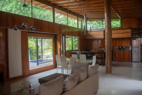 Kuchyň nebo kuchyňský kout v ubytování Maison Mindo