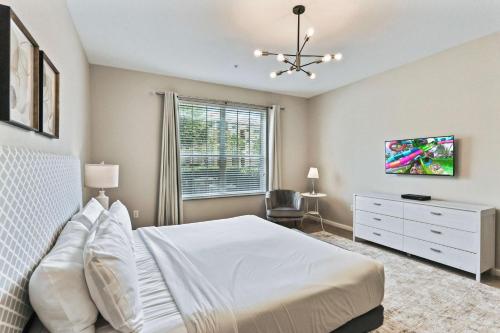 4804 Cayview Ave #105 photo 17