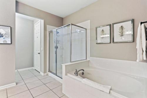 4804 Cayview Ave #105 photo 21