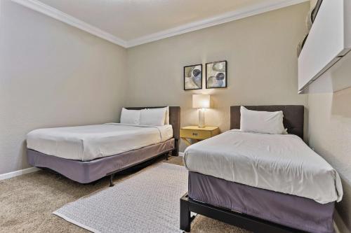4804 Cayview Ave #105 photo 22
