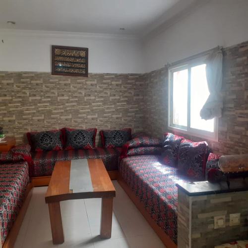 Zona de estar de Captivating 4-Bed House in Tamaris