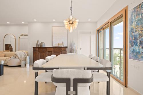 Χώρος καθιστικού στο King David Residence - Isrentals