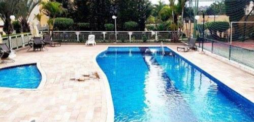 Bazén v ubytování Lindo apartamento Santo André nebo v jeho okolí