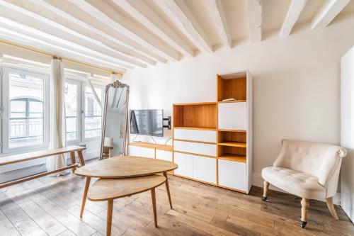 Charming Flat Montorgueil