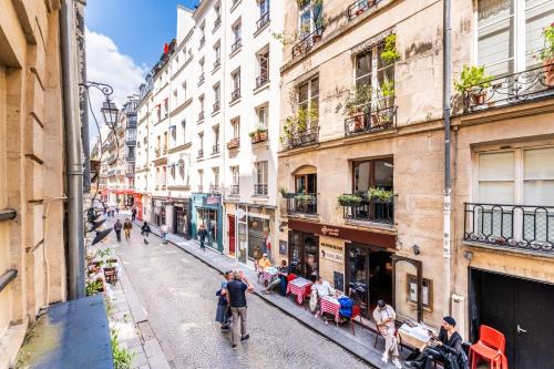 Charming Flat Montorgueil
