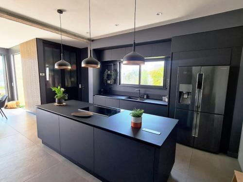 Photo de la galerie de l'établissement Villa californienne vue mer, à Vallauris