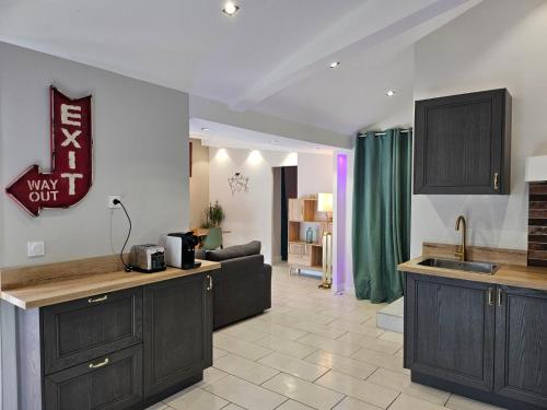 Gallery image of Agréable logement avec terrasse in Saint-Victoret