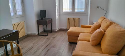 Ruang duduk di Casa Lameliña