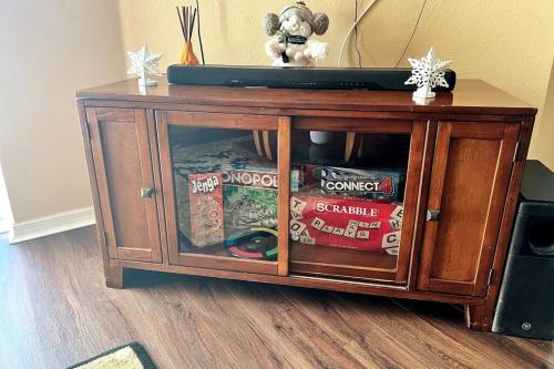 Disney Villa Magical Retreat Private Pool, LakeView & Game Room photo 13