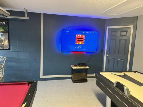 Disney Villa Magical Retreat Private Pool, LakeView & Game Room photo 19