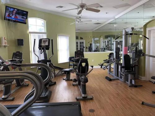Disney Villa Magical Retreat Private Pool, LakeView & Game Room photo 24