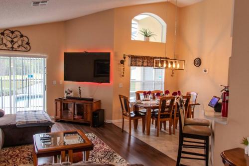 Disney Villa Magical Retreat Private Pool, LakeView & Game Room photo 70