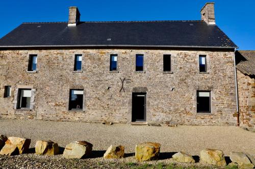 Traditional Normandy farmhouse only 3 km from the beach