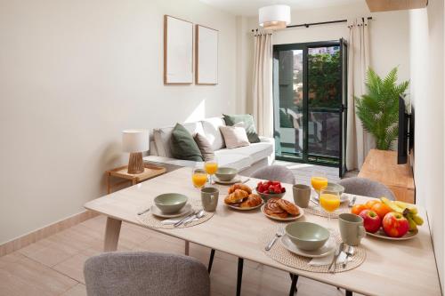 Amazing 2-bedroom apartment with free parking