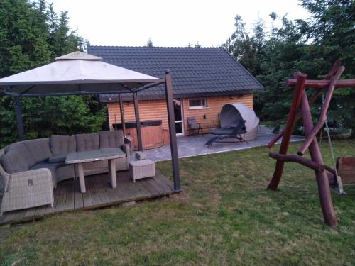 zakątek pod świerkami