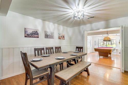 Gallery image of Deck and Pool Table Pinetop-Lakeside Nature Escape in Pinetop-Lakeside