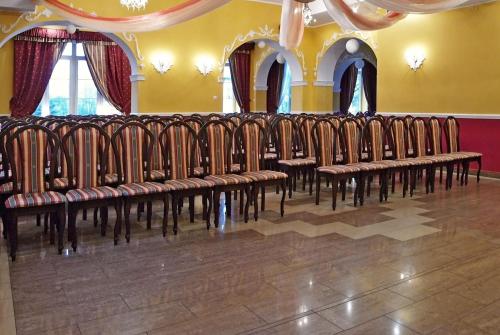 Χώρος καθιστικού στο Hotel Willa Park