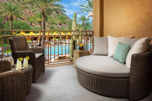 The Canyon Suites at The Phoenician, a Luxury Collection Resort, Scottsdale Image