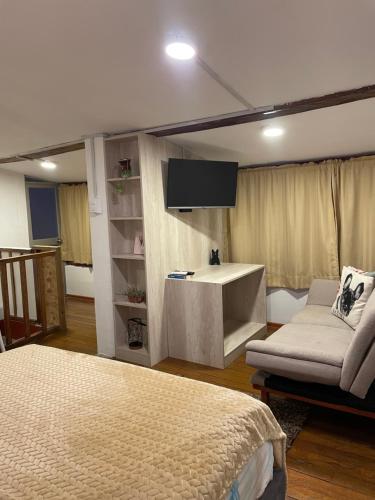 Blacky Hostel and Apartmentsにあるテレビまたはエンターテインメントセンター