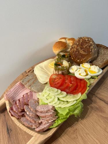 Mad i chaletet eller i nærheden