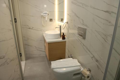 Livia Residenceにあるバスルーム