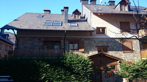 APARTAMENT ESTERRI D'ÀNEU - EDIFICI MONTARDO