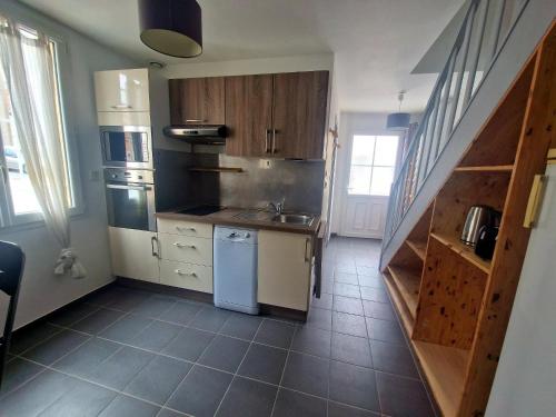 Fotografie z fotogalerie ubytování Proche Bordeaux centre : petite maison de ville +parking v destinaci Cenon